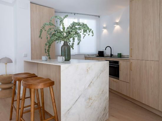 Genteel Home Manriquez