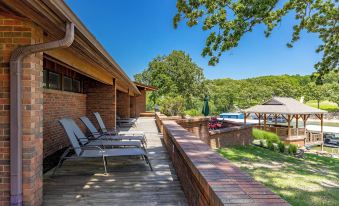Candlewyck Cove Resort