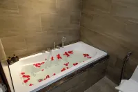 Kiwi Beachside Hotel & Cafe Da Nang - Thermen