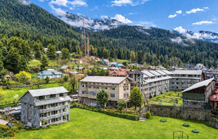 WoodStock Hotel