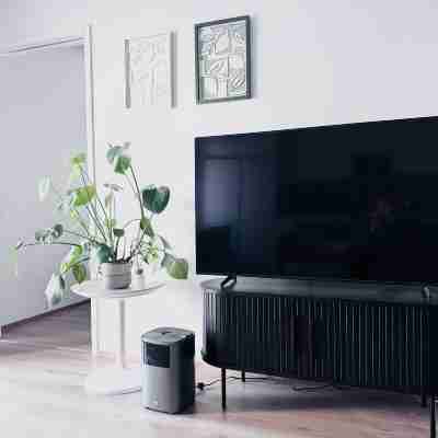 Scandi Sun 2BR with Lemon Accents Others