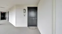 313 Seascape by Avantstay Walk to Beach + Pool Access Beachfront Condo + Oceanview