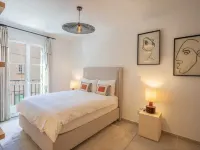 A/C Apartment with 1Bdr/4P - Place des Lices - Saint Tropez - 3-Star