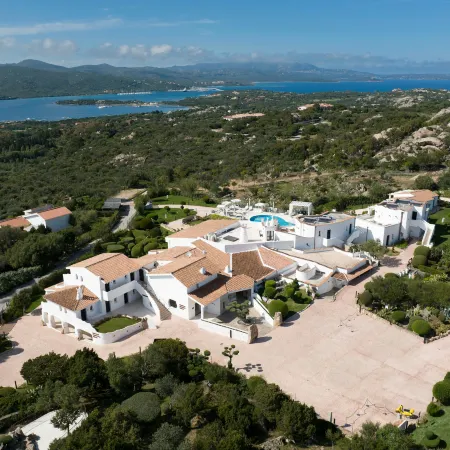Sulia House Porto Rotondo, Curio Collection by Hilton