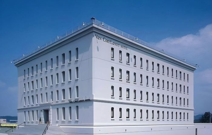 Van Cort Landt Hotel