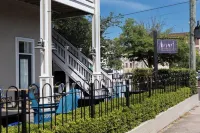 Prime downtown location, luxury condo getaway