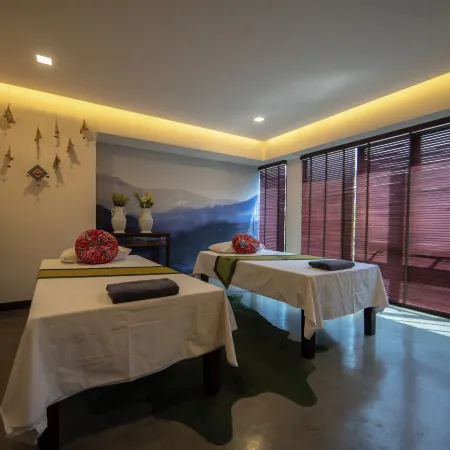 Lao Poet Hotel