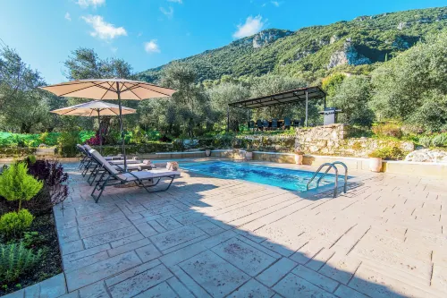 Villa Taxiarchis by Corfuescapes - 4-Star