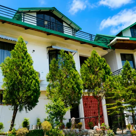 Hotel Heaven and Hills