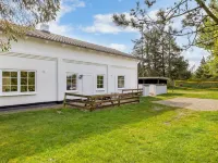 "Rea" - 5km from the Sea - Kylpyammeita