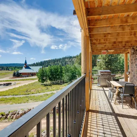 The Lodge at Duck Creek