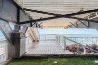 Beach Retreat With Oceanfront Balconies + Direct Beach Access Pacific Coast Outlook by Avantstay - 3-Star