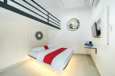 JM Guest House Lamaran RedPartner Các khách sạn ở Karawang