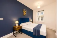 Brighton Sleeps 13 Beach Walk Hove Centre - 4-Star