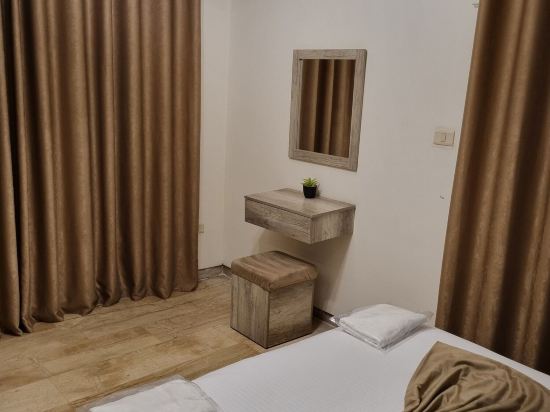 unique 2bedroom at abdoun 001