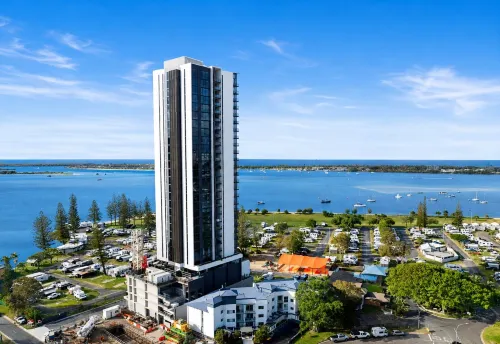 Spacious 2-bed Stay on Marine Parade