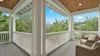 Cart & Coast by Avantstay Pool Access + Balcony + Porches + Board Games Near Dune Lake + Beach - Wi-Fi