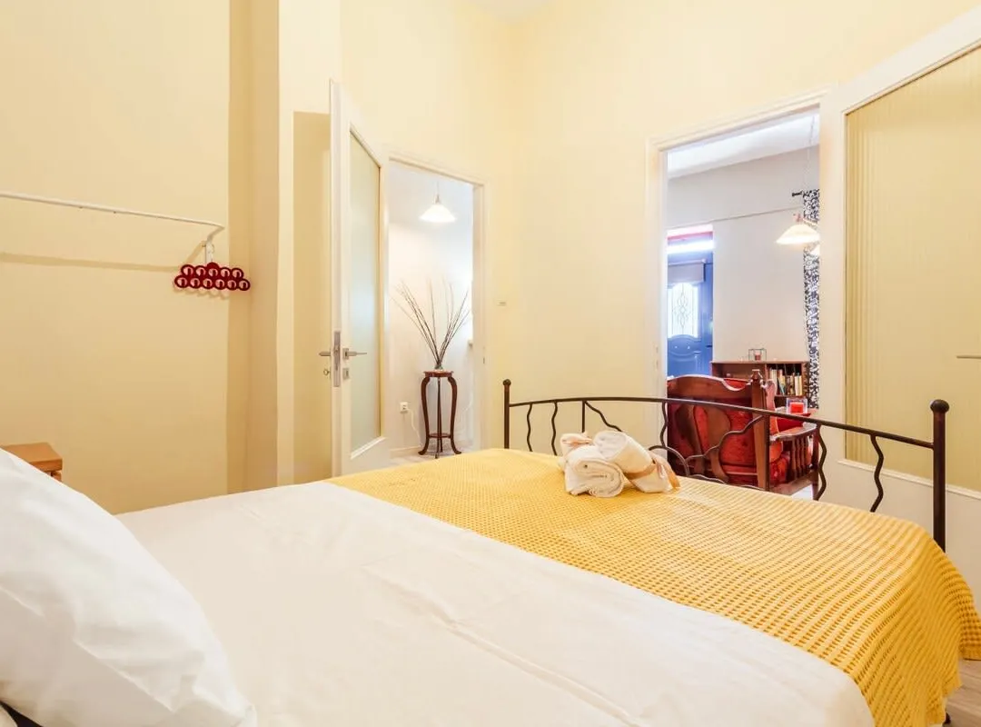 Kalamata Rose Nest - Urban Comfy Escape - Kalamata