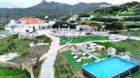 Poseidon Apartments and Villas by the Sea - Pet friendly