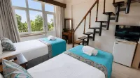 Mavigol Hotel - parking