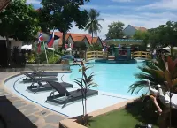 Datag Cordova Home Village - Pools
