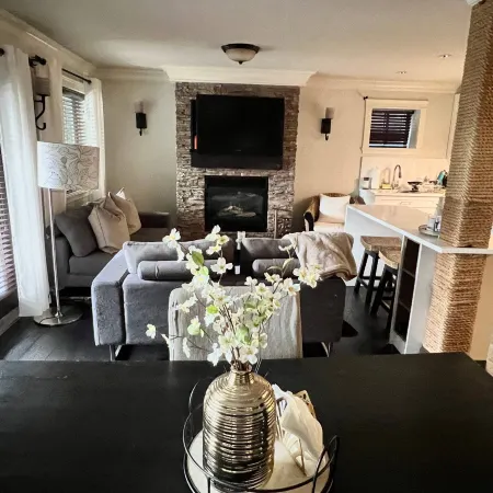 Private 1 bdrm suite with living room and kitchen