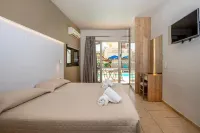 Blue Sky Hotel Apartments - Pools