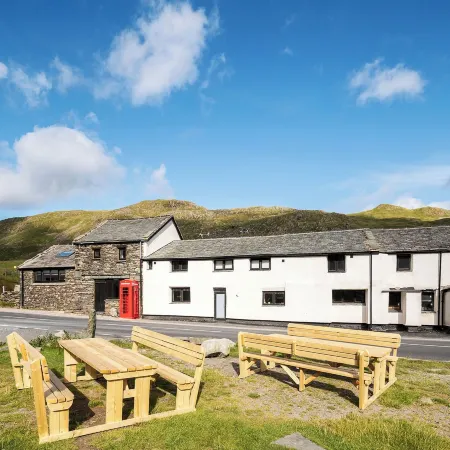 Kirkstone Pass Mountain Rooms - Ambleside with Parking