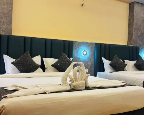 Shivlok Palace Các khách sạn gần Sông Hằng