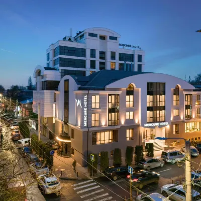 Mercure Chisinau Center Jazz Hotel Hôtels à proximité de : Arc de Triomphe