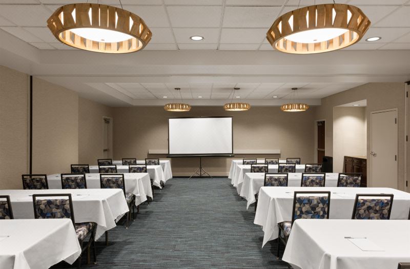 Hampton Inn & Suites by Hilton Sacramento-Airport-Natomas photo 2
