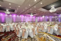 DoubleTree by Hilton Hotel Dallas Near the Galleria - 4 Yıldız
