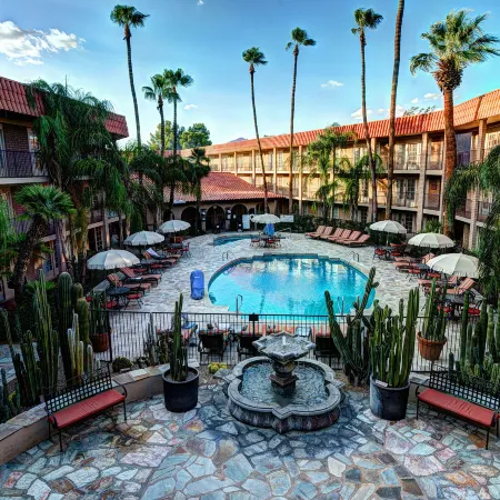 DoubleTree Suites by Hilton Tucson - Williams Center