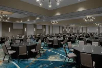Sheraton Milwaukee Brookfield Hotel - 4-Star