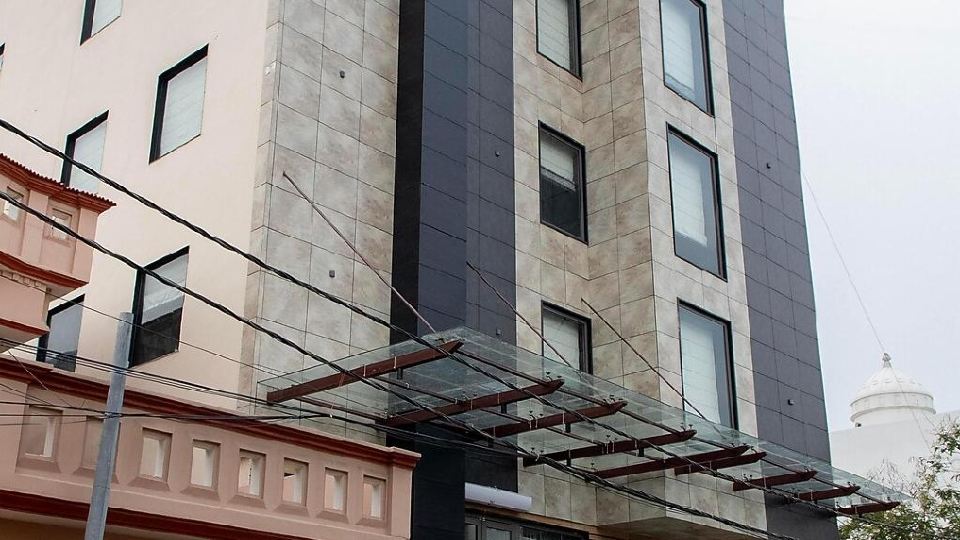 HOTEL AVENUE 30