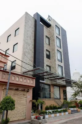 HOTEL AVENUE 30 - 3 ดาว