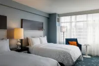 Renaissance Arlington Capital View Hotel - Airport Shuttle