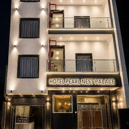 Hotel Pearl Nest Palace