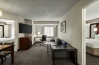 Residence Inn Richmond Chester - parking