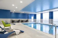 Hampton Inn & Suites St. Charles Old Town Area - Swimmingpools