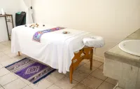 Hotel Hacienda Los Laureles - سبا