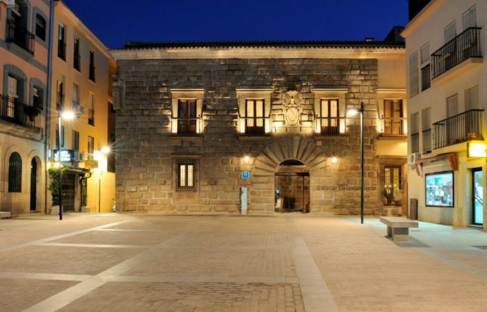 Palacio Carvajal Girón