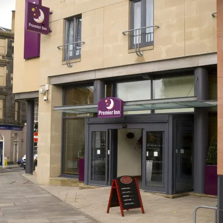 Premier Inn Edinburgh City Centre (Lauriston Place)