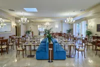 Quiete Taormina Naxos, Tapestry Collection by Hilton - breakfast