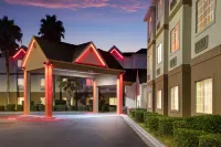 Red Roof PLUS+ & Suites Savannah - I-95 - petit déjeuner