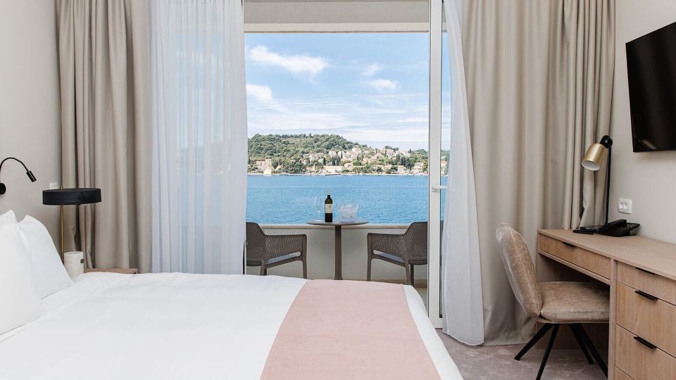 Hotel M