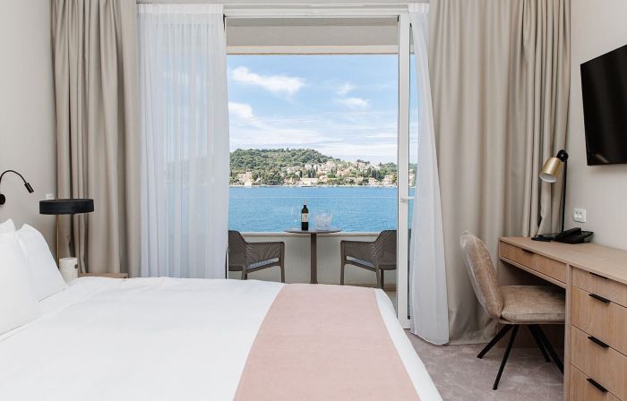 Hotel M
