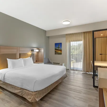 Best Western Plus Atlanta Airport-East