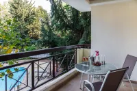 Artemis Cynthia Complex - Mountain view