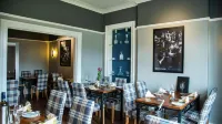 Cumbrian Lodge - parking